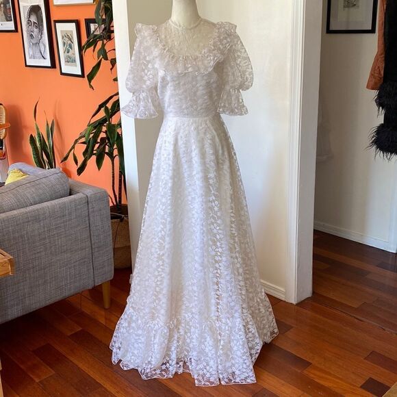 Vintage Dresses & Skirts - Vintage 70's White Lace Cottagecore Maxi Wedding Gown from Germany Size Small